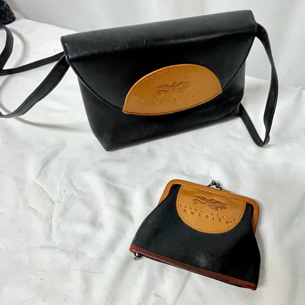 America Perry Ellis Crossbody Purse W Change Purse Leather - Picture 5 of 10